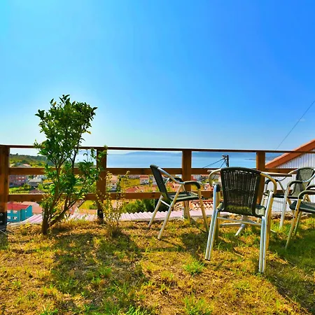 Casa Con Impresionantes Vistas Al Mar En